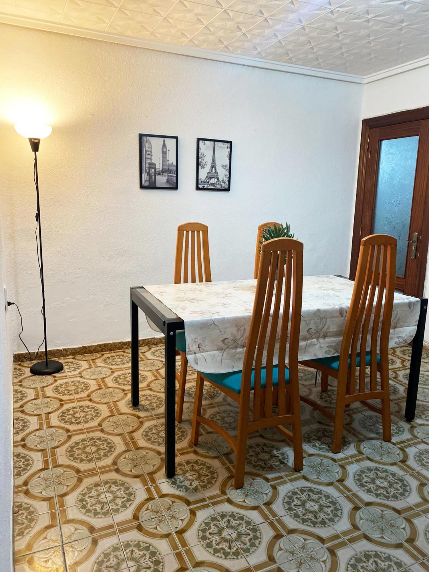 Valencia Well Located Shared Apartment Kültér fotó