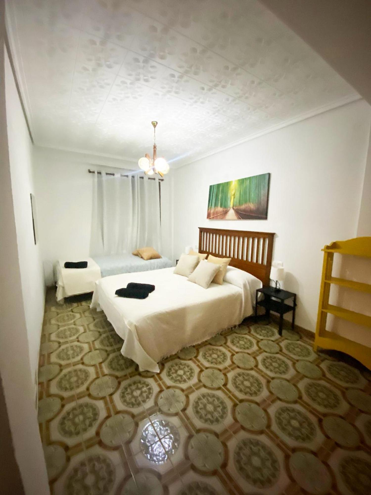 Valencia Well Located Shared Apartment Kültér fotó