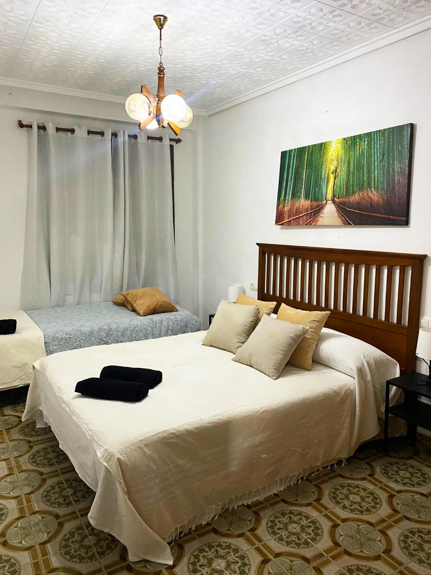 Valencia Well Located Shared Apartment Kültér fotó