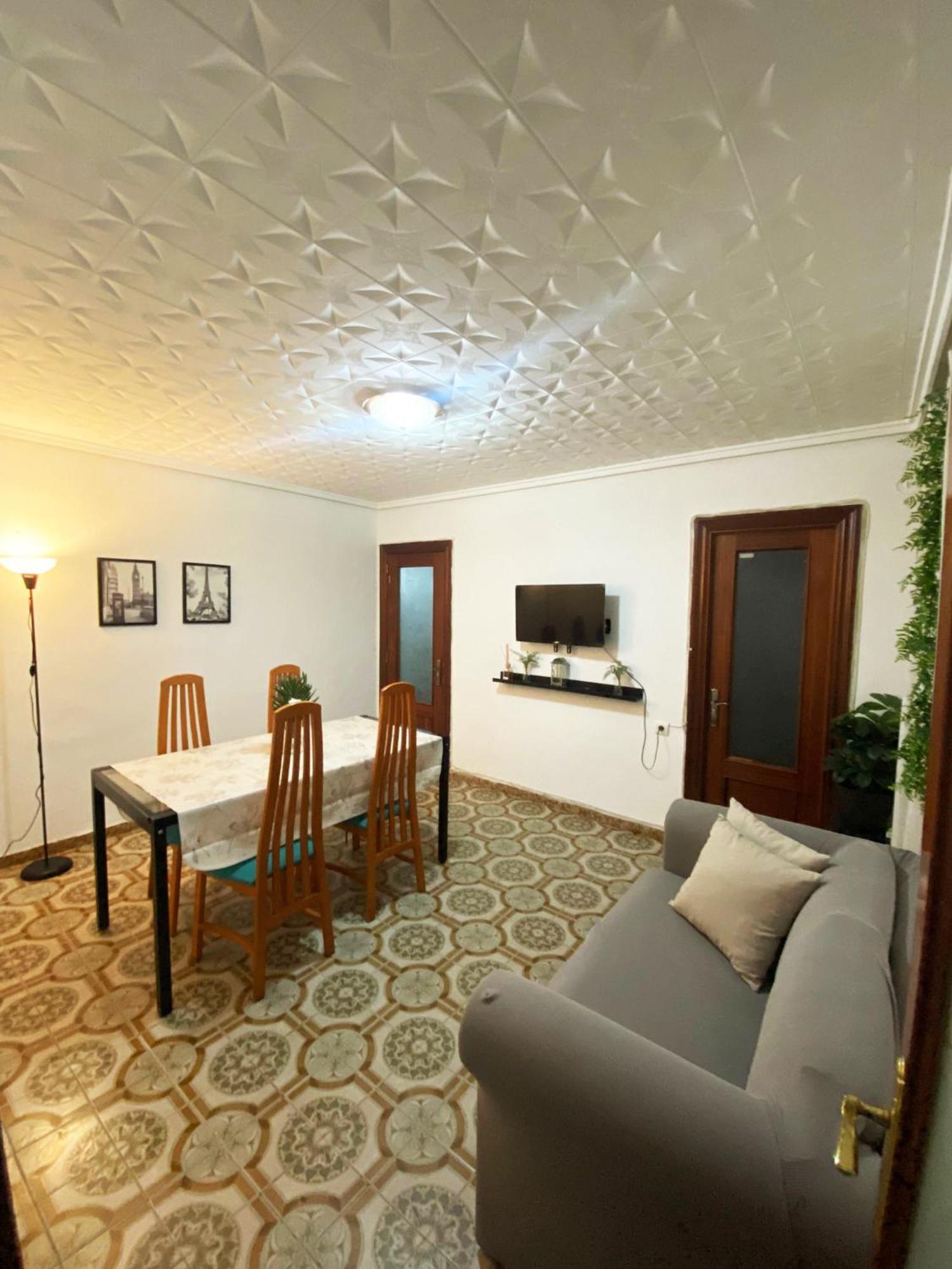 Valencia Well Located Shared Apartment Kültér fotó